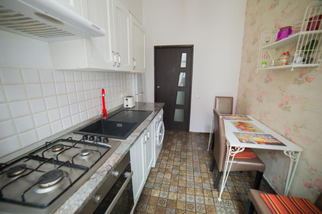 Central Studio Bnb Braşov Eksteriør billede