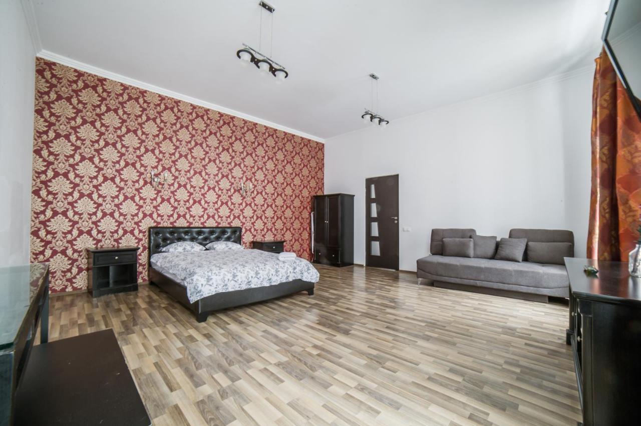 Central Studio Bnb Braşov Eksteriør billede